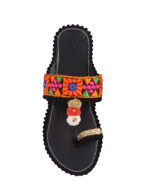 multi colored one toe kolhapuris - 15832388 - Standard Image - 4