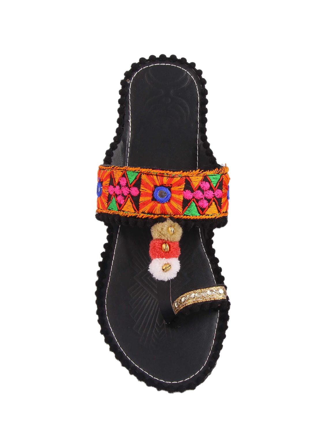 multi colored one toe kolhapuris - 15832388 - Zoom Image - 4
