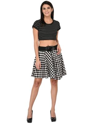 lace up detail checkered flared skirt - 15847987 - Standard Image - 4