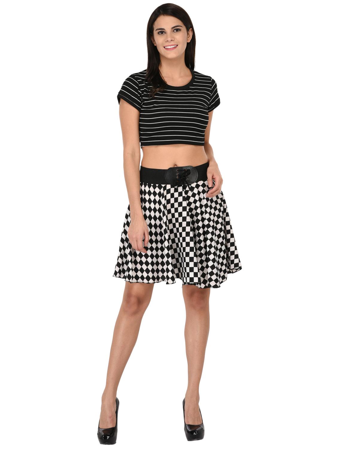 lace up detail checkered flared skirt - 15847987 - Zoom Image - 4