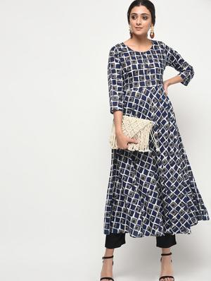 batik printed flared kurta - 15858544 - Standard Image - 4