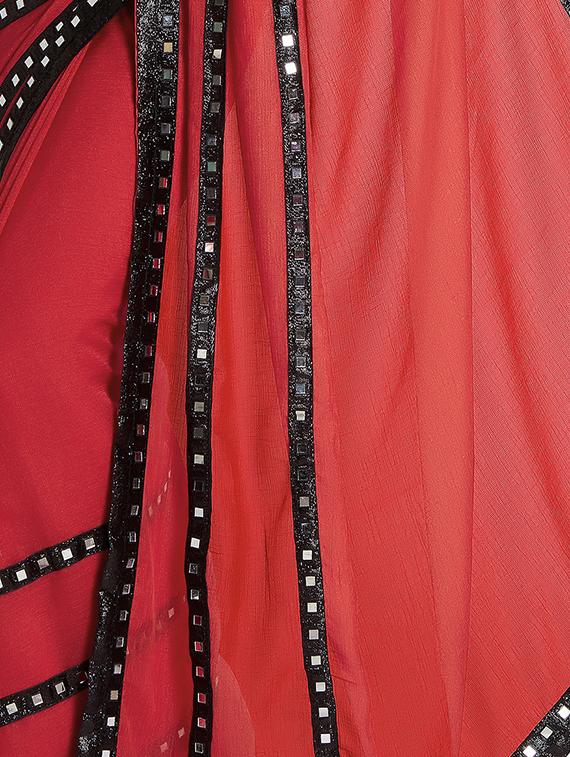 mirror work bordered saree with blouse - 15860788 - Zoom Image - 4