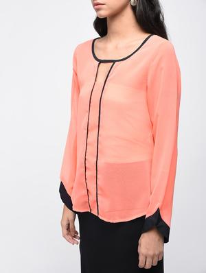 cut out neck piping detail top - 15866249 - Standard Image - 4