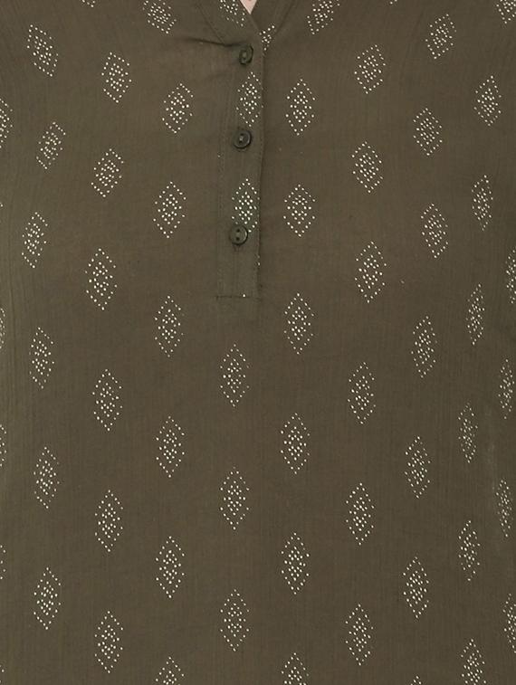 green cotton straight kurti - 15870178 - Zoom Image - 4