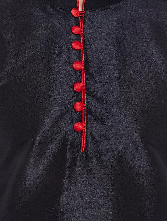 black dupion kurta pyjama set - 15877927 - Zoom Image - 4