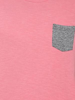 pink pocket t-shirt - 15881004 - Standard Image - 4