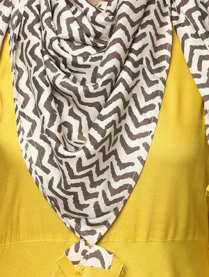 flared printed kurta with stole - 15884600 - Standard Image - 4