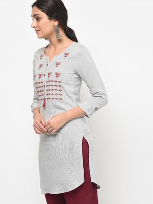 straight embroidered kurti - 15890793 - Standard Image - 4