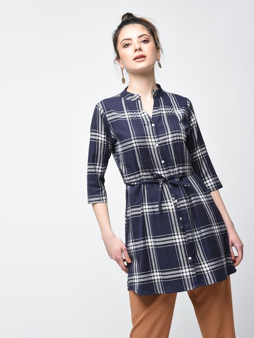 checkered pin tucks detail tunic - 15894148 - Standard Image - 1