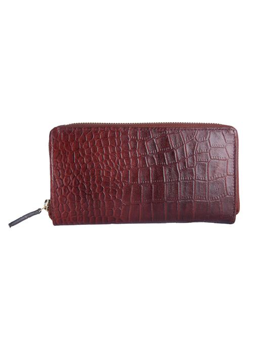 brown leather wallet - 15896811 - Standard Image - 1