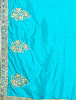 floral embroidered turquoise saree with blouse - 15898589 - Standard Image - 4