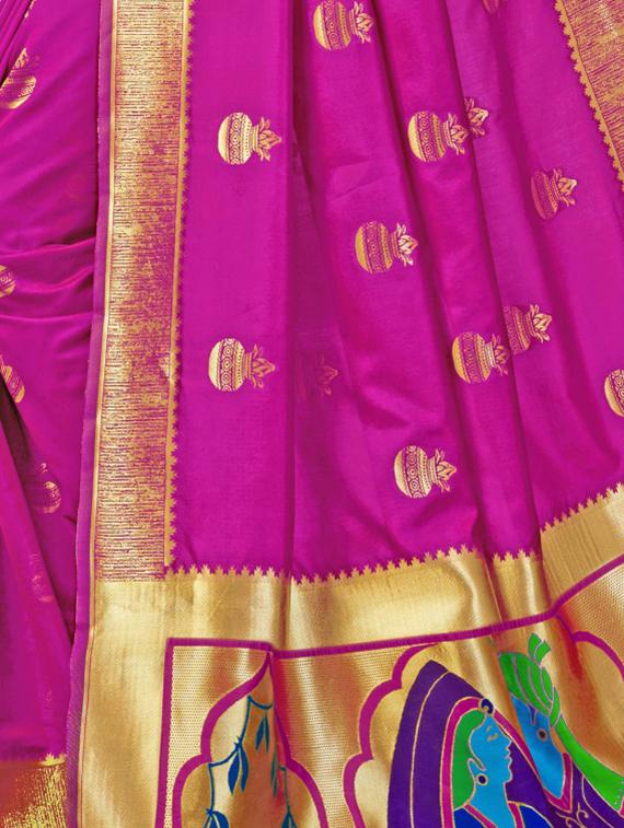 self design banarasi saree with blouse - 15904207 - Zoom Image - 4