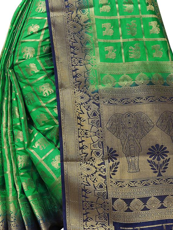self design patola saree with blouse - 15904226 - Zoom Image - 4