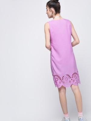 cut work scalloped shift dress - 15905876 - Standard Image - 4