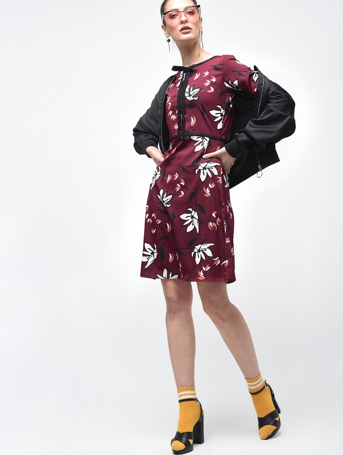 tie-up neck floral a-line dress - 15907080 - Zoom Image - 4