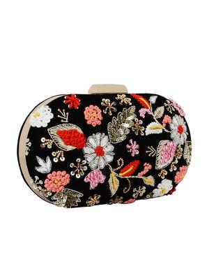 black metal ethnic clutch - 15912353 - Standard Image - 4