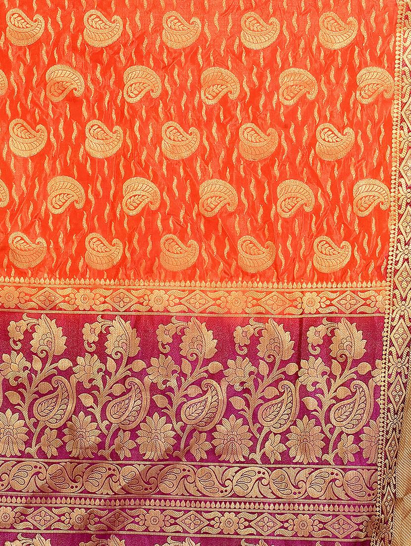 paisley motif woven saree with blouse - 15942830 - Zoom Image - 4