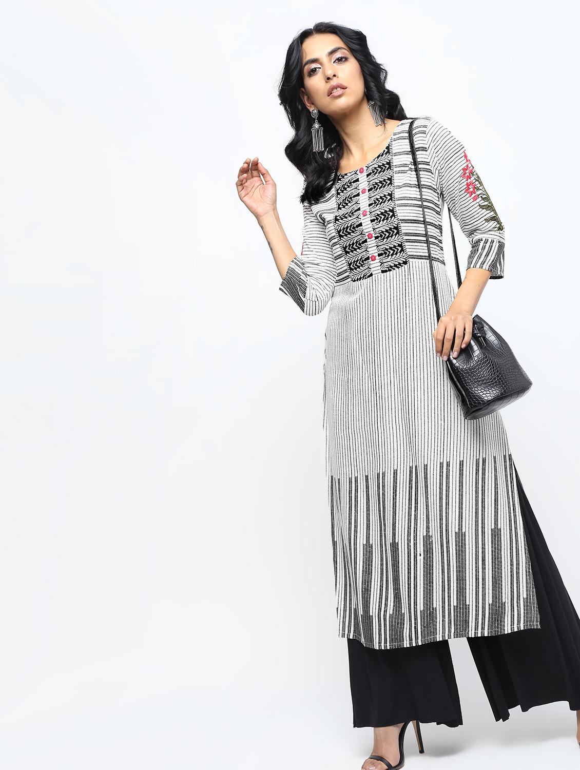 embroidered straight kurta - 15950706 - Zoom Image - 4