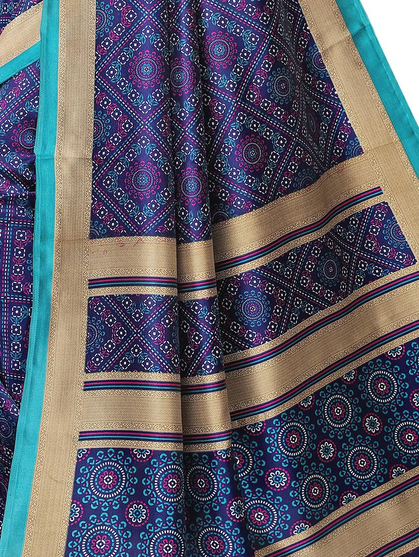 floral printed saree with blouse - 15954310 - Zoom Image - 4