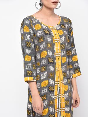 A-line printed dress - 15961867 - Standard Image - 4