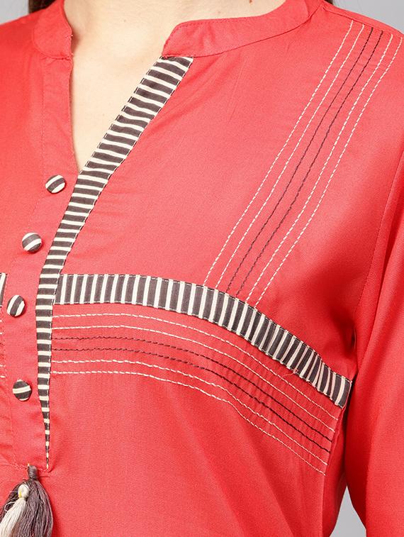 embroidered patch work kurta with stripes palazzo set - 15967585 - Zoom Image - 4