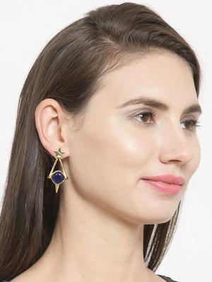 gold metal studs earring - 15999961 - Standard Image - 4
