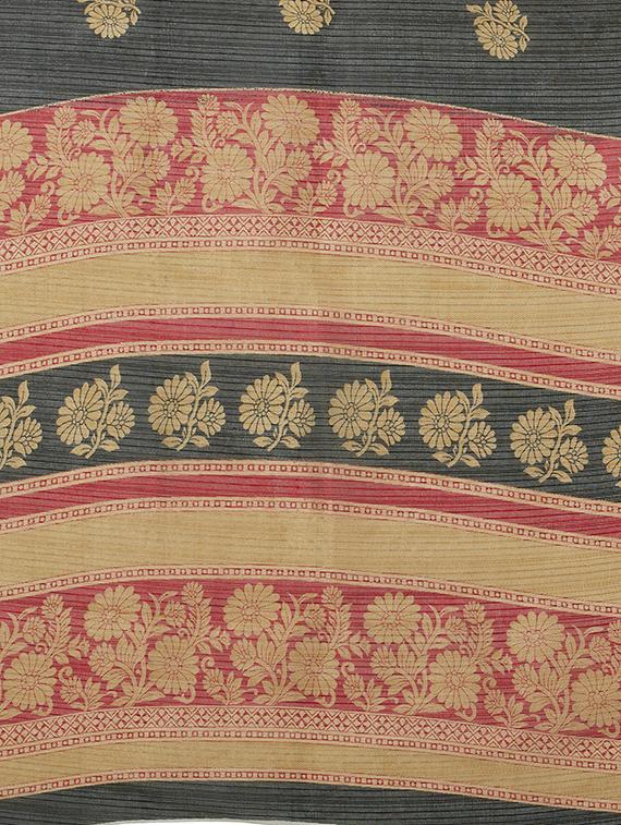 floral black printed saree with blouse - 16005289 - Zoom Image - 4