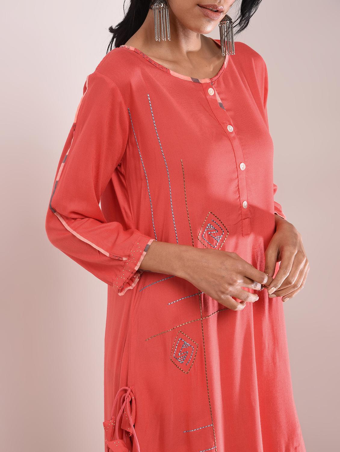 Kaantha asymmetric kurta palazzo set with tassels - 16011129 - Zoom Image - 4
