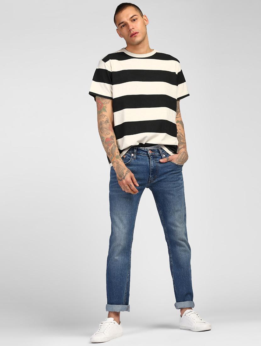 blue light washed jeans - 16028022 - Zoom Image - 4