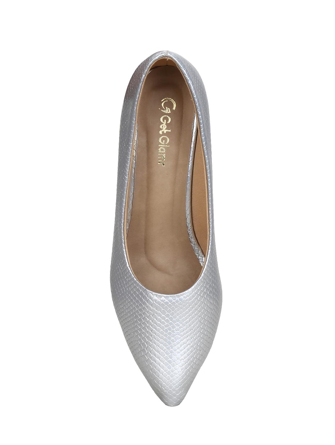 silver faux leather slip on pumps - 16096021 - Zoom Image - 4