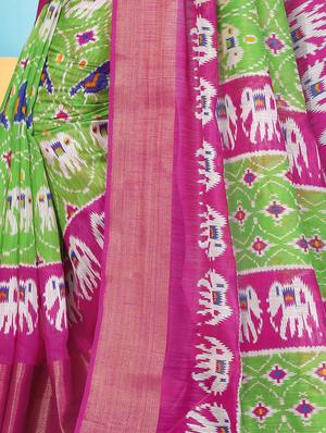 contrast zari border ikat saree with blouse - 16097356 - Standard Image - 4