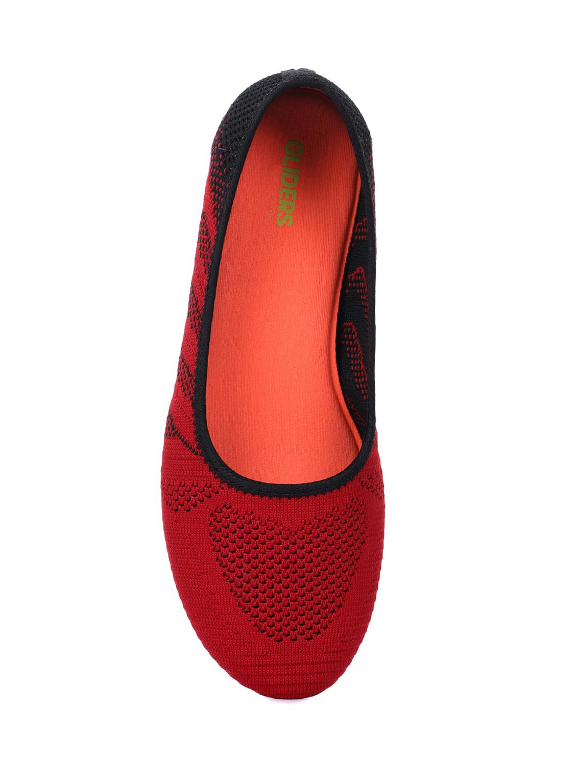 red slip on casual shoes - 16103474 - Zoom Image - 4
