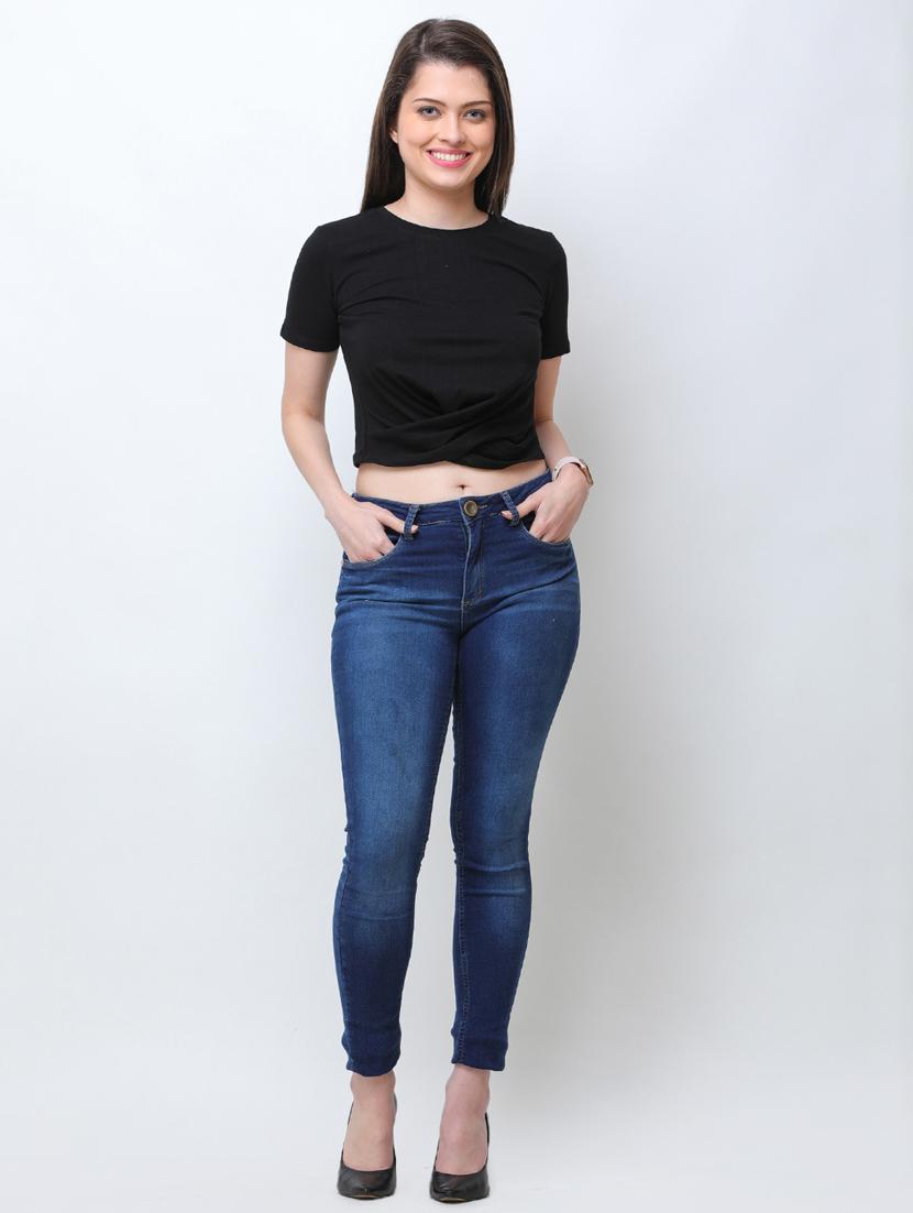 crossover detail crop top - 16111137 - Zoom Image - 4