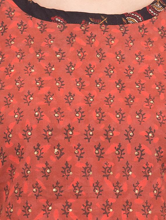 red foil printed poncho blouse - 16114941 - Zoom Image - 4