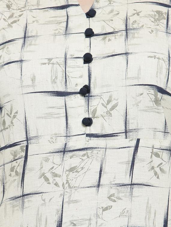 offwhite cotton straight kurta - 16119618 - Zoom Image - 4