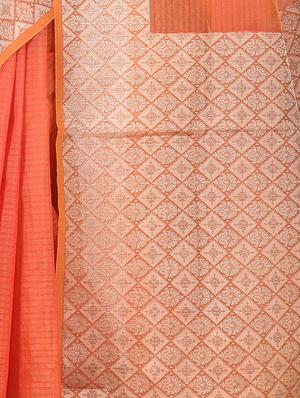 checkered zari border banarasi saree with blouse - 16158202 - Standard Image - 4