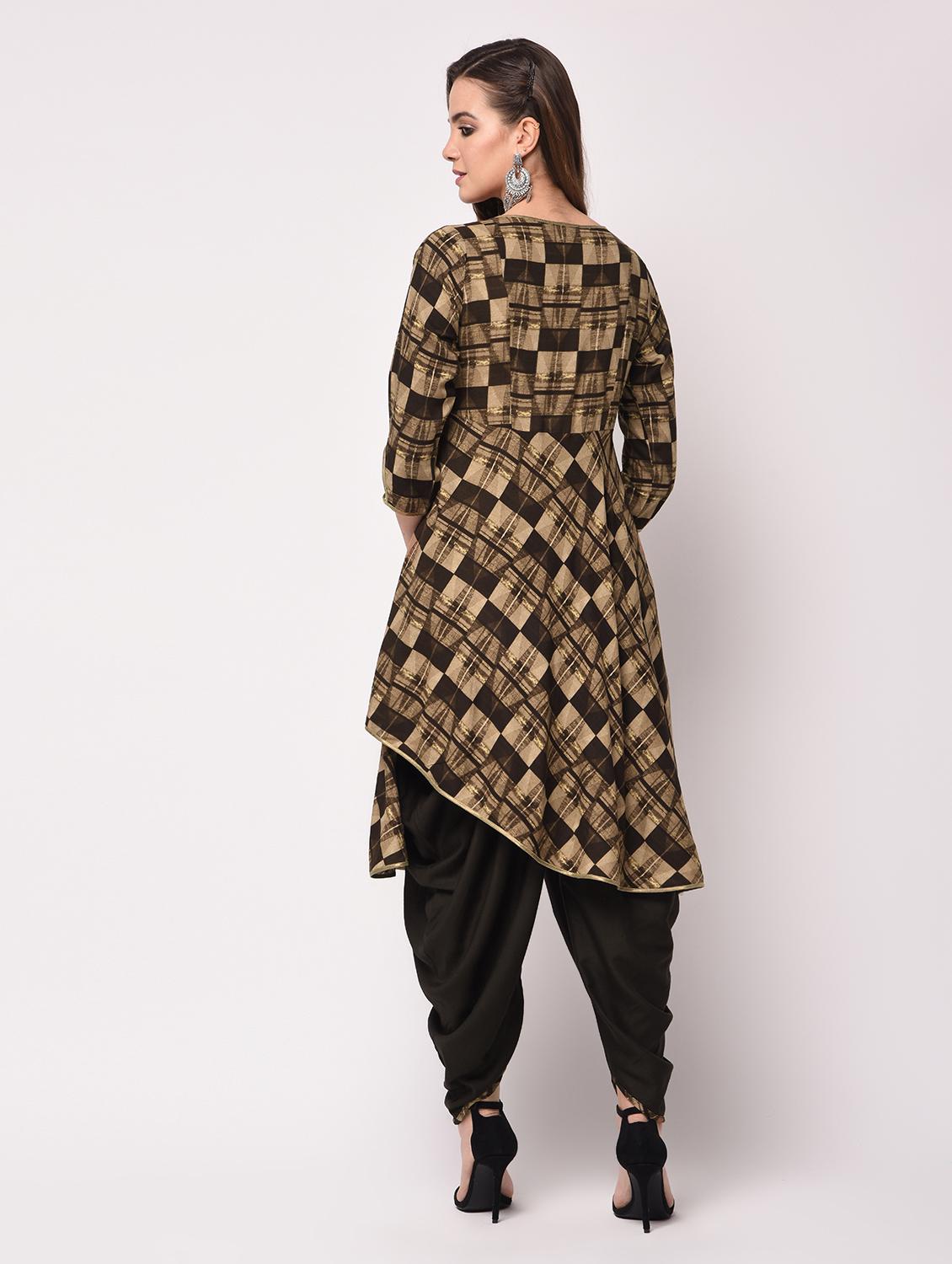Geometric Printed Asymmetric Kurta with Cowl Pants Set - 16170414 - Zoom Image - 4