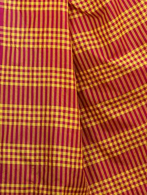 contrast checkered woven saree with blouse - 16171944 - Standard Image - 4