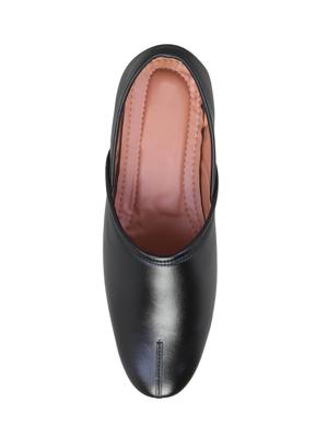 black leatherette slip on jutis - 16174309 - Standard Image - 4