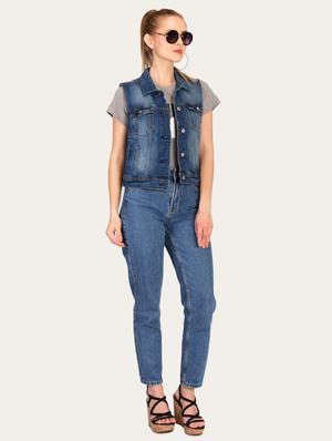 sleeveless button up denim jacket - 16187389 - Standard Image - 4