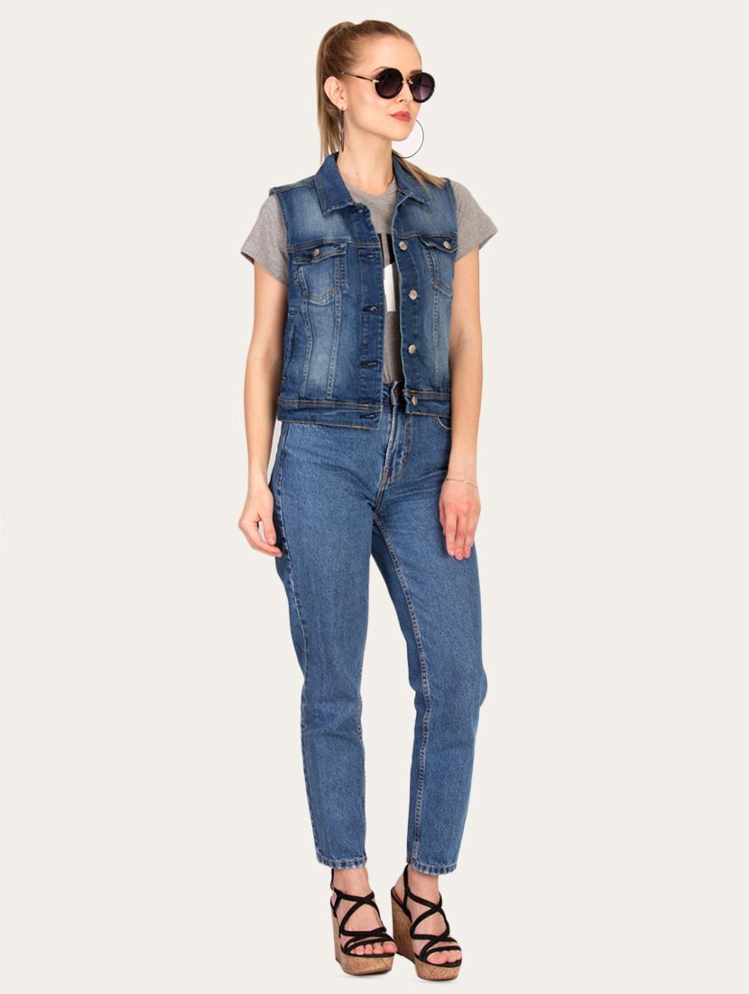 sleeveless button up denim jacket - 16187389 - Zoom Image - 4