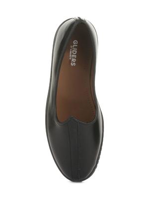 black leatherette slip on jutis - 16190798 - Standard Image - 4