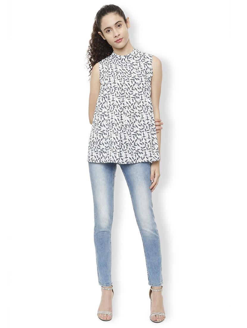 mock neck printed top - 16209055 - Zoom Image - 4