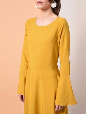 bell sleeved tie back maxi dress - 16237064 - Standard Image - 4
