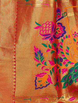 contrast zari border woven saree with blouse - 16256578 - Standard Image - 4