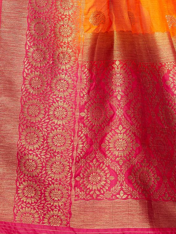 contrast zari border woven saree with blouse - 16256604 - Zoom Image - 4