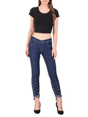 frayed hem pearl embellished jeans - 16256982 - Standard Image - 4