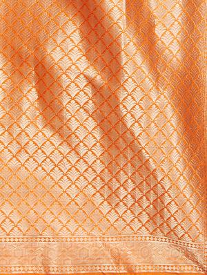 contrast zari border woven saree with blouse - 16258963 - Standard Image - 4