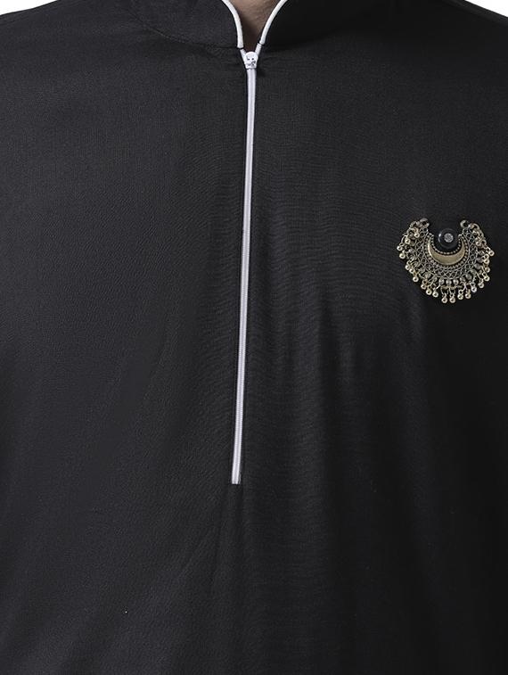 black solid asymmetric kurta - 16263323 - Zoom Image - 4