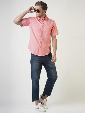 pink solid casual shirt - 16265234 - Standard Image - 4